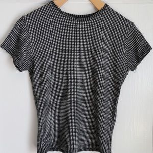 Gingham T-Shirt 🖤